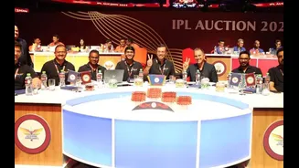 Who makes the decisions in IPL Auctions?