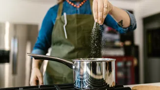 Salgou demais? Segredo culinário vai salvar suas receitas em acidentes!