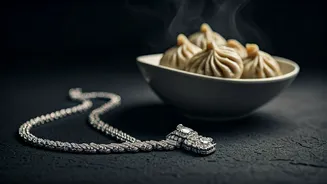 Rs 85 Lakh Jewellery Gone: A Street Food Craving Leads to Family's Devastation