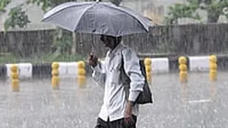 Mumbai Weather Update, June 2: Rains Along With Thunderstorm Likely In City, Palghar, Thane; Yellow Alert Issued