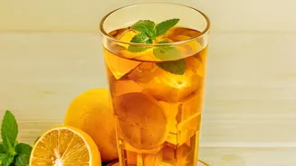 Cold-Brewed Nilgiri Tea Blends: Low-Sugar Refreshing Drinks Combining Regional Fruits