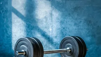 Why Reaching Total Daily Protein Targets Outweighs Rapid Post Workout Anabolic Window Meal Timing