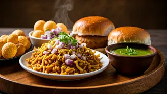 Taste of Maharashtra: 10 Iconic Street Foods You Absolutely Must Try!