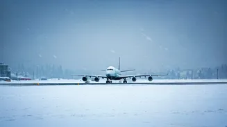 Kashmir Snowfall: Flight Chaos at Srinagar Airport