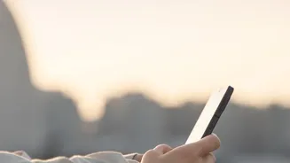 How Smartphone Astronomy Apps Guide Urban Viewers To Spot Visible Planets Easily