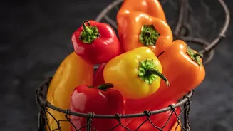 Keeping Fresh Peppers For Home Meals: Vegetarian Pantry Peppers In Focus
