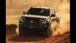 Mitsubishi Triton BF///MS cobra R$ 339.990 por pacote visual exclusivo e pneus mistos