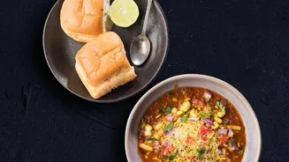 A Rainy Weekend Food Trail: Seven Indian Monsoon Dishes To Try