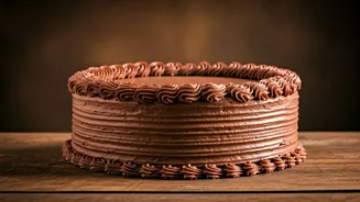 Why Vintage Style Chocolate Cakes Are Taking Over Birthdays