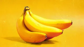 The Apple-Banana Ripening Trick Works Through Trapped Ethylene