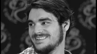 RJ Mitte, ator de ‘Breaking Bad’, morre aos 34 anos
