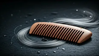 Unlocking Scalp Health: The Science and Serenity of Japanese Wooden Comb Rituals