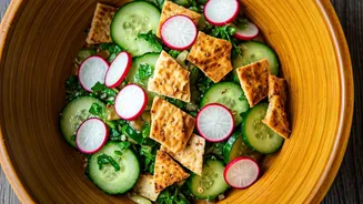 Sam's Refreshing Fattoush: A Spring Salad Delight!