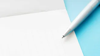 Which Note-Taking Style Helps Professionals Remember More After Meetings End?