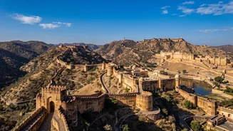 Jaipur's Cooler October Days Make Large Fort Complexes Easier To Explore