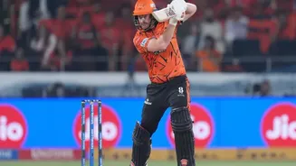 Millionaire cricketer, simple ride: Heinrich Klaasen spotted in Hyderabad auto