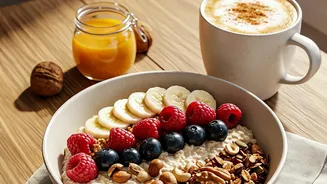 Fruit-Topped Yoghurt Needs Nuts or Oats for Better Staying Power