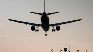 Why A Plane's Flight Path Can Change Dramatically Before Landing