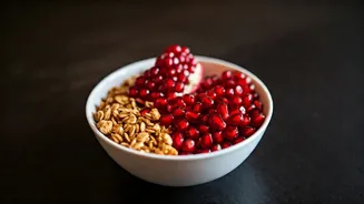 Why Busy Students Love Pomegranate Breakfast Bowls Today