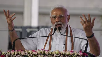 PM Modi's Message After Delhi Car Blast That Killed 12: ‘Conspirators Will Not Be Spared, Justice Will Be Done’