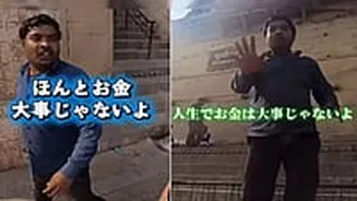 Varanasi Local Guide's Fluent Japanese Stuns Tourists & The Internet; Netizens Say, 'He Is So Talented' - WATCH