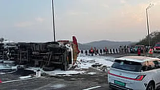 Mumbai-Pune Expressway Horror: Three Killed, Two Injured As Three Heavy Vehicles Collide And Overturn Near Borghat