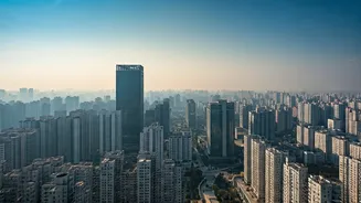 Delhi's Fight: Decoding Air Pollution & Solutions