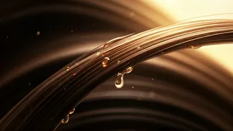 Conquer Frizz: Top Hair Oils for Smoothness in Humid Summer