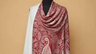 Festive Wear Restyling Hacks: How To Turn Heavy Dupattas Into Elegant Indo-Western Scarves