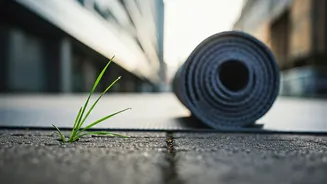 Walking Yoga Is Built For Urban Stress