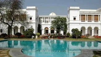 Inside Saif & Kareena’s ₹800 crore Pataudi Palace