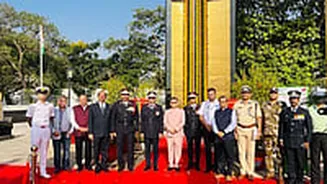 Mumbai Port Authority Pays Tribute To 1944 Dock Explosion Martyrs On National Fire Service Day