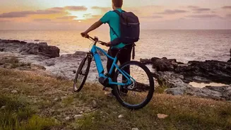 How Malta's Coast Shapes Cycling Itineraries: Malta's Coastal Cycling Routes In Focus
