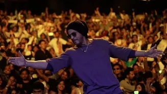 Shah Rukh Khan To Celebrate 60th Birthday At Alibaug Home? Here's What We Know