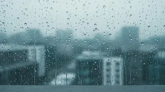 What Commuters Should Do With An IMD Rain Alert Before Leaving Home