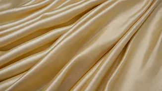 Alia Bhatt's Saree Style: A Lesson in Subtle Glamour