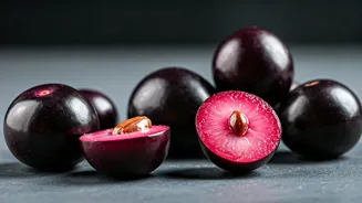 Balance Your Blood Sugar Levels With Fresh Jamun Fruits Now