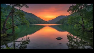 How Maharashtra Off-Grid Lakeside Trails Provide A Refreshing Digital Detox For Urban Workers