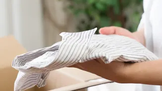 Keep Wet And Dry Zones And Documents And Laundry Together In Notes For Rainy-Season Packing