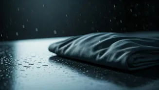 Which Fabric Wins During India's Humid Monsoon?