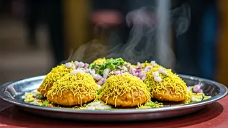 7 Delhi Street Foods to Savor This Winter: A Delicious Guide