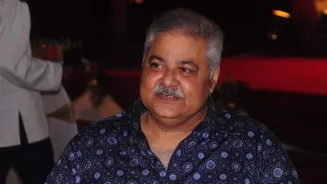 Veteran actor Satish Shah (74) dies of kidney failure