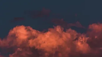 Why October's Full Moon Appears To Rise At Similar Times For Consecutive Evenings