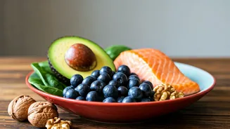5 Foods to Fight Gray Hair & Embrace Youth