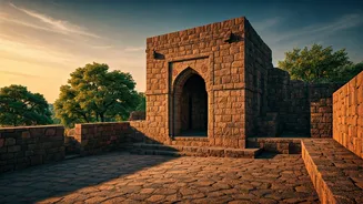 Madan Mahal Fort: A Miniature Marvel of Gondwana History in Jabalpur