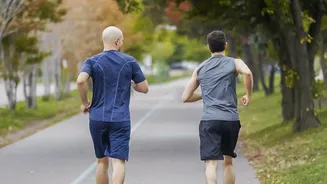 15-Minute Post-Meal Strolls Lower Blood Sugar Spikes And Reduce Muscle Soreness