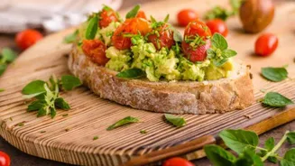 Quick and delicious: Tahini and tomato toast