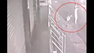 Karnataka Man Dies Of Heart Attack On Road As Passersby Look Away; Family Donates His Eyes