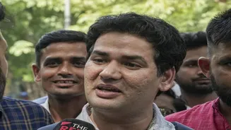 Who is Vijeta Dahiya, the Cockroach Janta party spokesperson sacked over burger video?