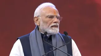 "Stay united, don’t fall for divisive forces": PM Modi